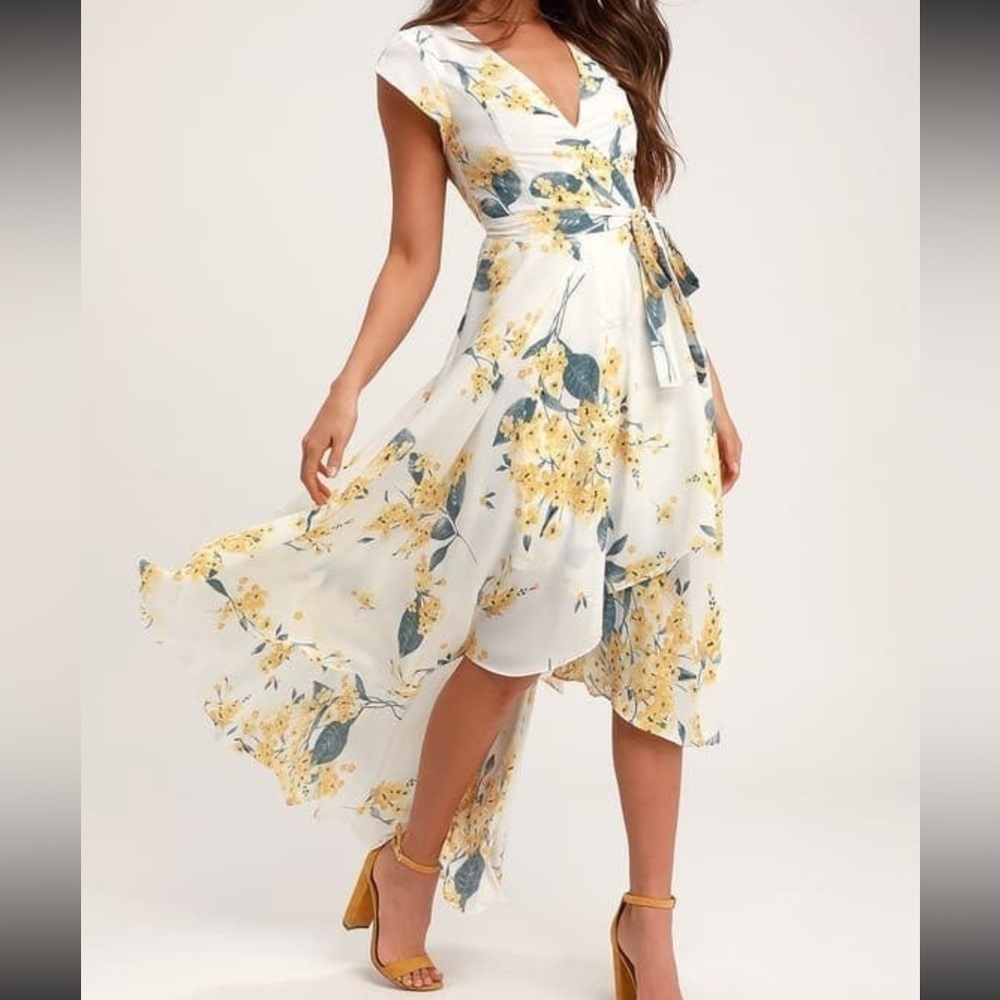 Lulus dress Countryside floral high low